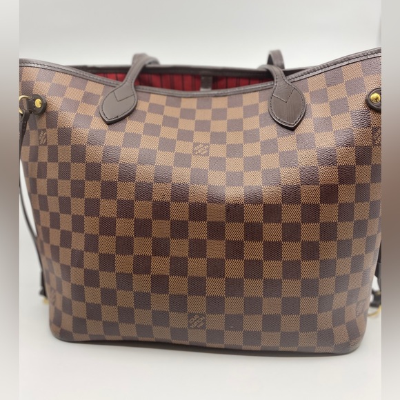 Louis Vuitton Neverfull MM - Picture 5 of 7